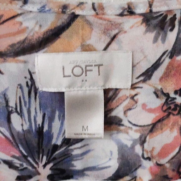 LOFT Ann Taylor Floral Chiffon Sleeveless Blouse Top Split Back Size M Flowy‎ - Picture 5 of 6